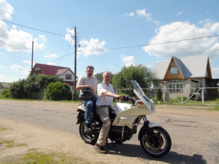 Sergei_Dymnikov, Peter_Barker, Motorbike, Ovcyaniki, Yaroslavl, Russia / Сергей Дымников, Питер Баркер, Мотоцикл, Овсяники, Ярославль, Россия