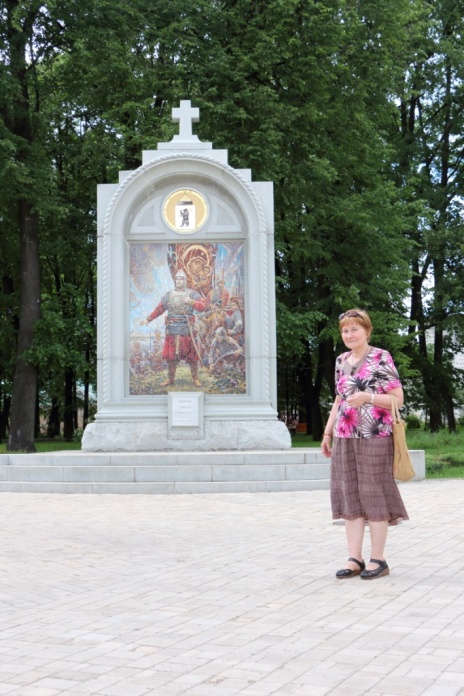 Monument The Oath of Prince Pozharsky in the Spaso-Preobrazhensky Monastery, Yaroslavl, Russia / Памятник Клятва князя Пожарского;, на территории Спасо-Преображенского мужского монастыря, Ярославль, Россия